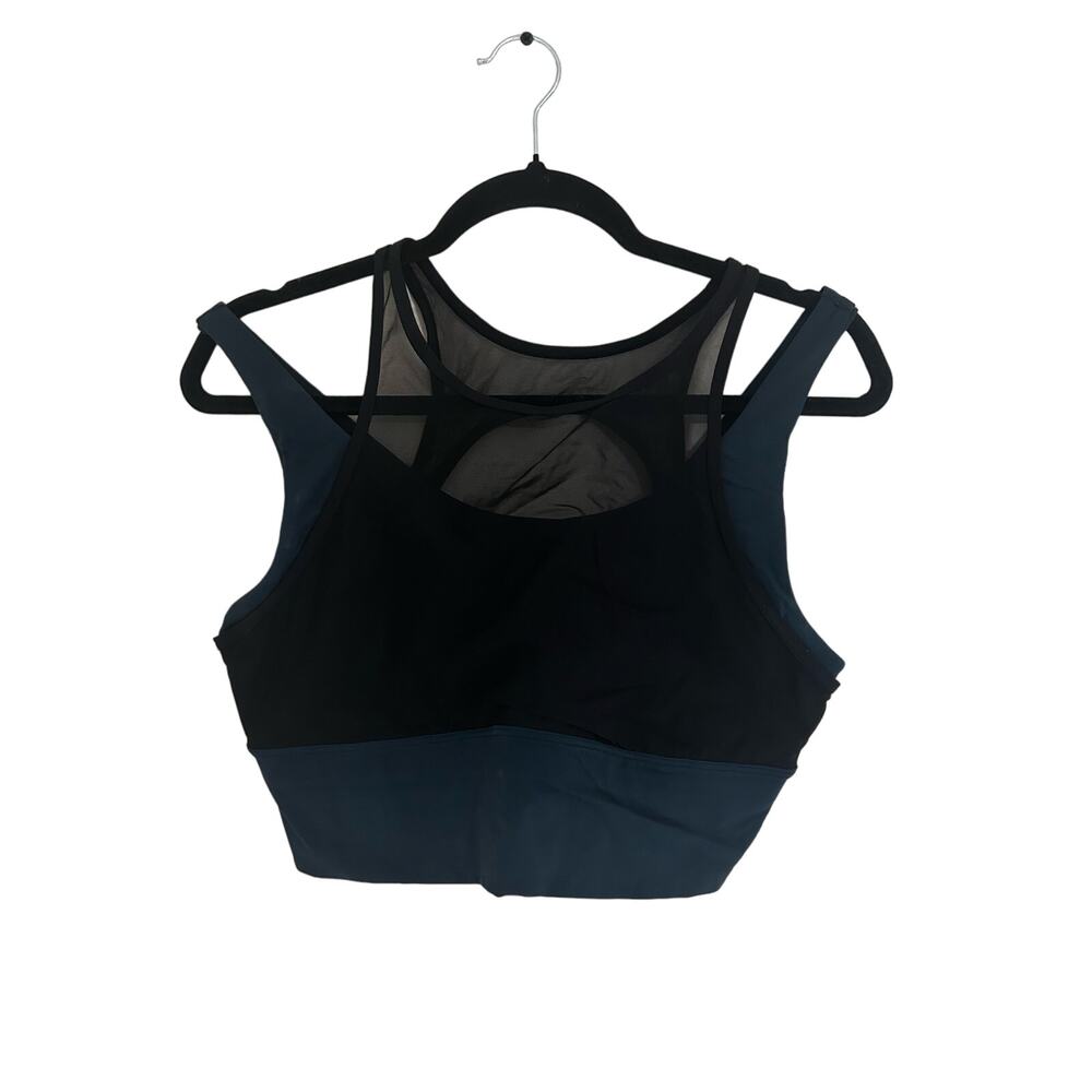 Lululemon sports bra size M/L no size tag
